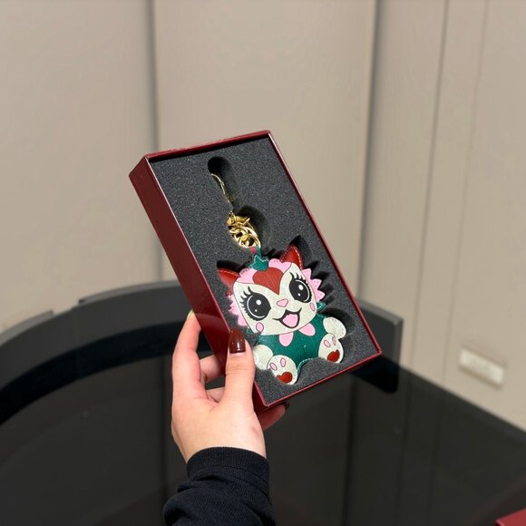 Gucci Accessories - Gucci keychain